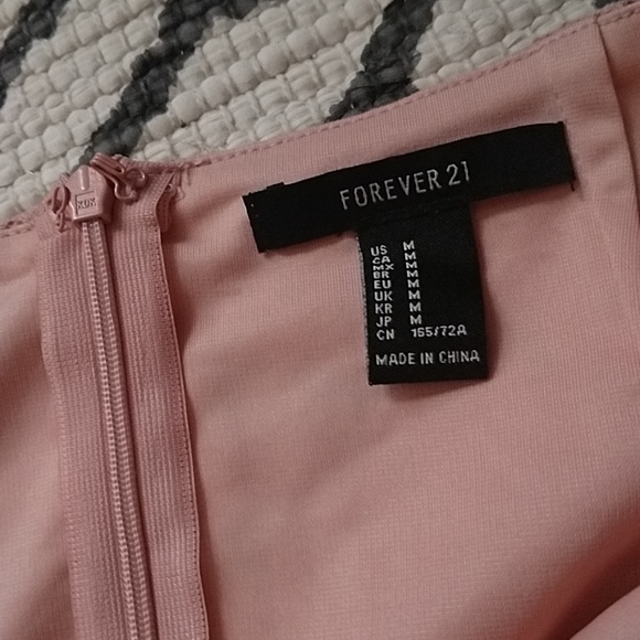 Lace Ruffled Skirt - Picture 3 of 3